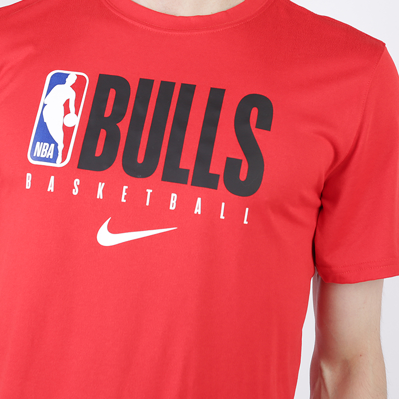 мужская красная футболка Nike NBA Chicago Bulls Tee AT0670-657 - цена, описание, фото 2